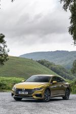 Volkswagen Arteon 4Motion R-Line 2017 года (UK)